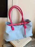 Underarm Tote Bag - Image 4