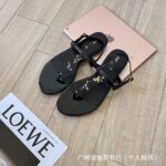 YS Fashion Buckle Round Toe T Sandals - Image 4