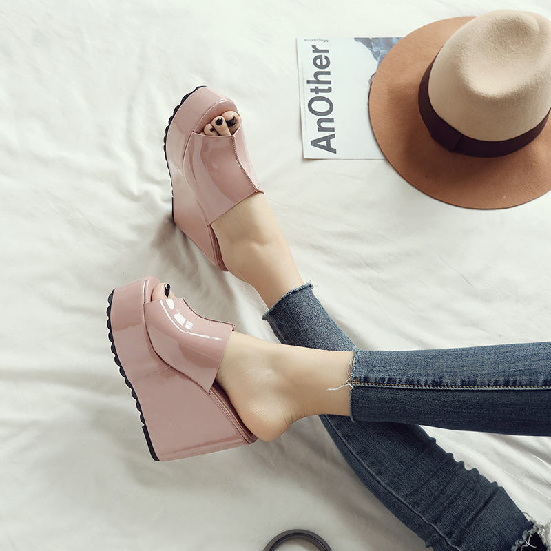582 Thick Sole Leather Waterproof Platform High Heel Sandals for Women - Image 1