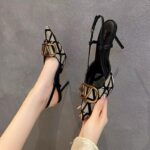 Women's V-buckle high-heeled shoes - Image 8