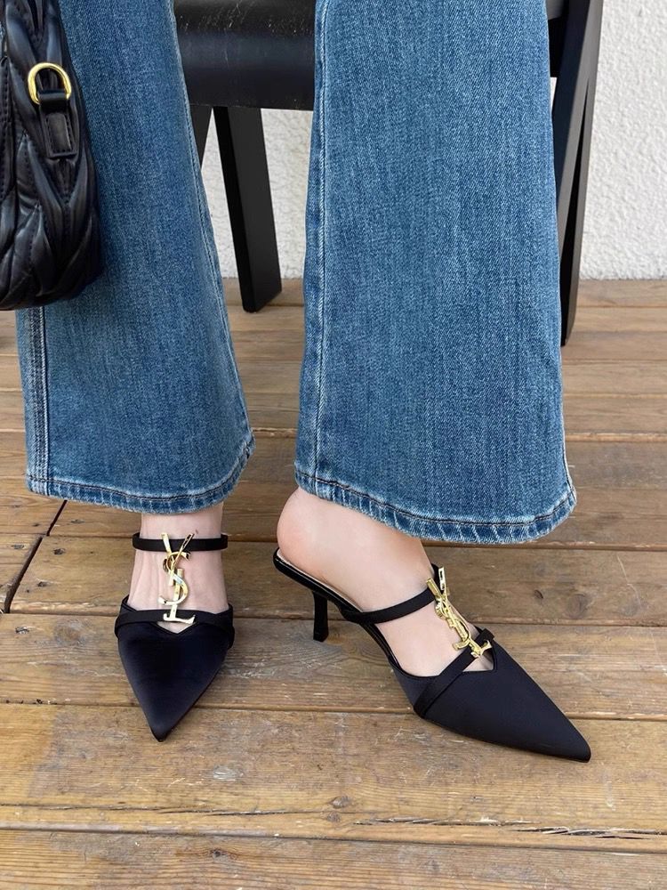 WhatsApp Image 2025-12-04 at 05.00.36 French-style pointed-toe strappy stiletto sandals for women - Image 1