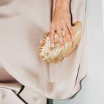 Retro Gold High-End Clutch Bag - Image 4