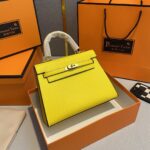 Large Capacity Shoulder Crossbody Bag for Women - Image 3