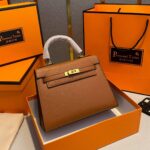 Large Capacity Shoulder Crossbody Bag for Women - Image 21