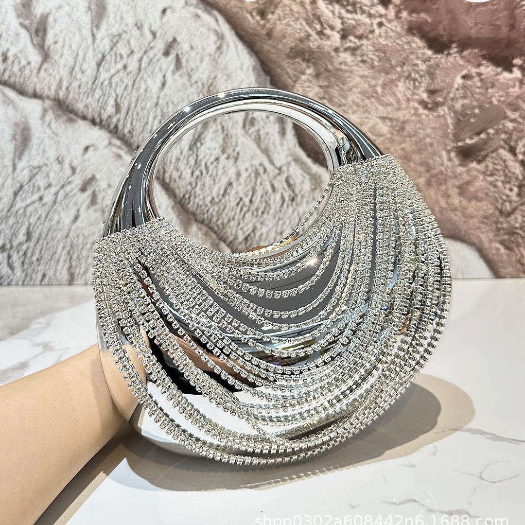 752 Luxury Silver Diamond Sparkling Acrylic Clutch Bag - Image 1