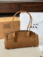 Coach Leather Versatile Handbag - Image 4