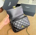 Chanel Versatile Pearl Chain Crossbody Bag - Image 4